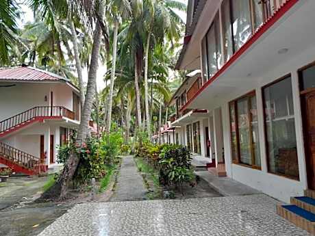 Crossbill Beach Resort