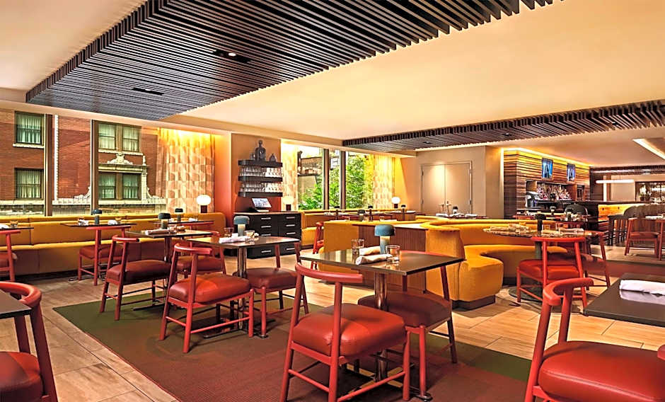 Hyatt Centric Chicago Magnificent Mile