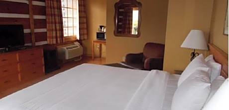 Standard King Suite
