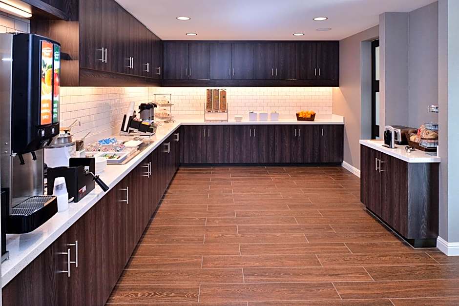 Residence Inn by Marriott Bakersfield West