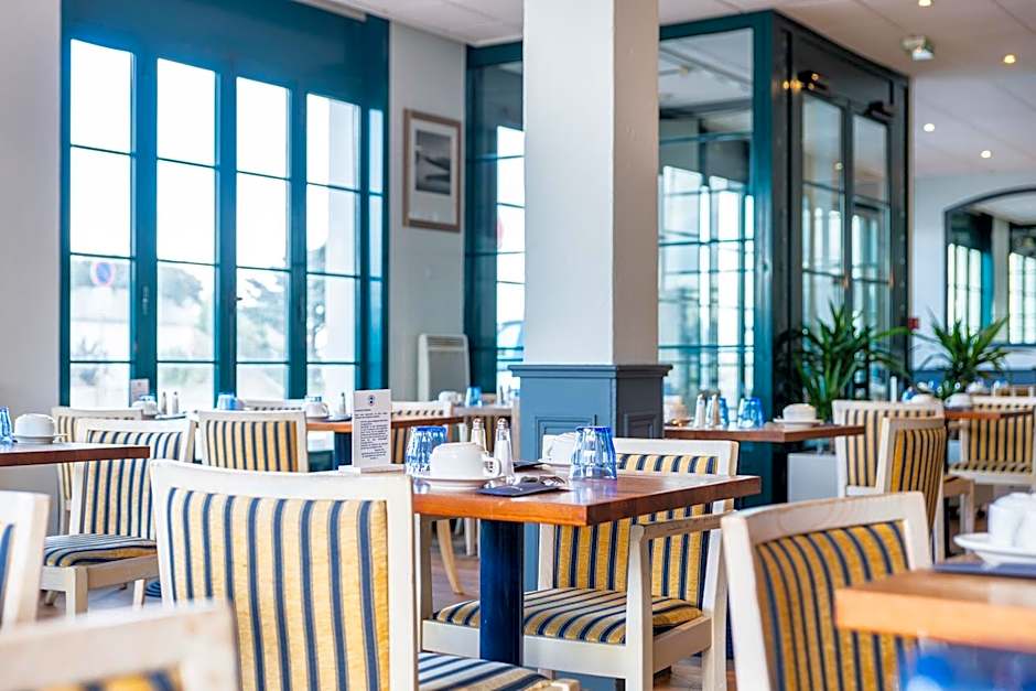 SOWELL RESIDENCES Le Port