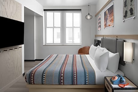 Standard King Room