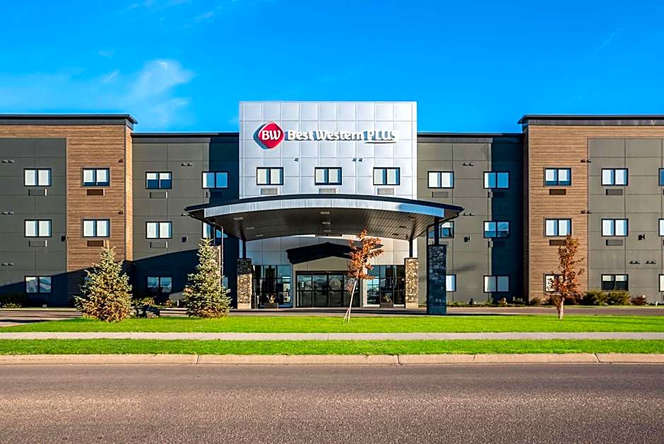 Best Western Plus Winkler