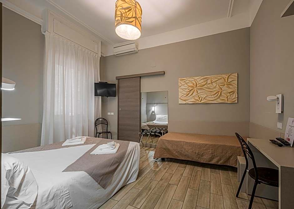 Hotel Bogart