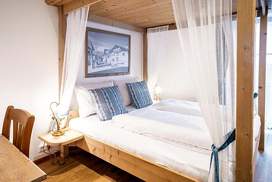 Stauder Gasthof – Mutters, IL