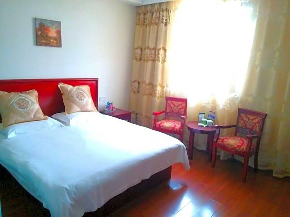 GreenTree Inn Zhangjiagang Daxin Town Pingbei Road Express Hotel