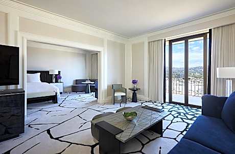 Beverly Presidential Suite