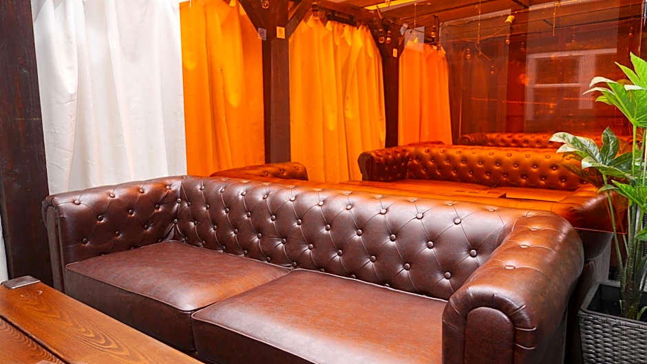 Bennetts Hotel