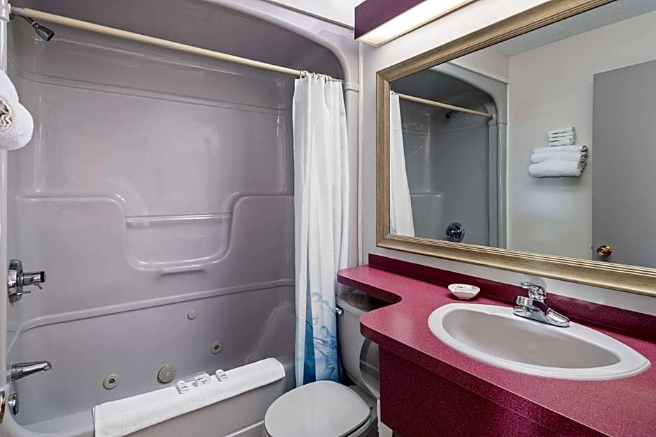 Travelodge by Wyndham Saint Andre