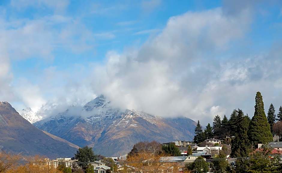 The Whistler Holiday Apartments