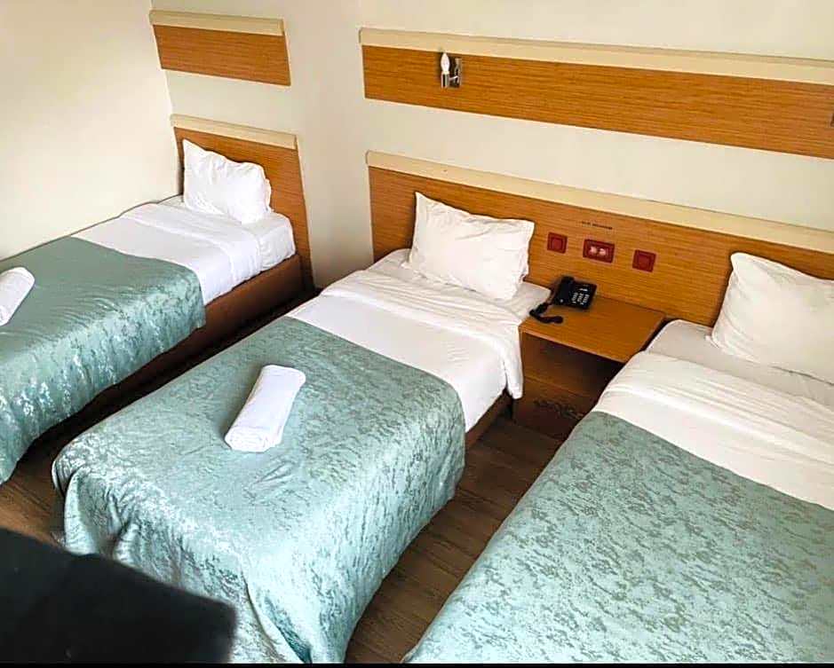 Hotel Oz Villa