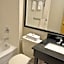 Travelodge by Wyndham Ottawa East