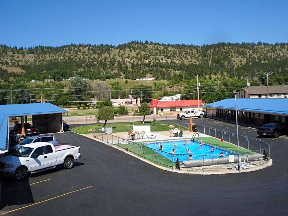 Hills Inn