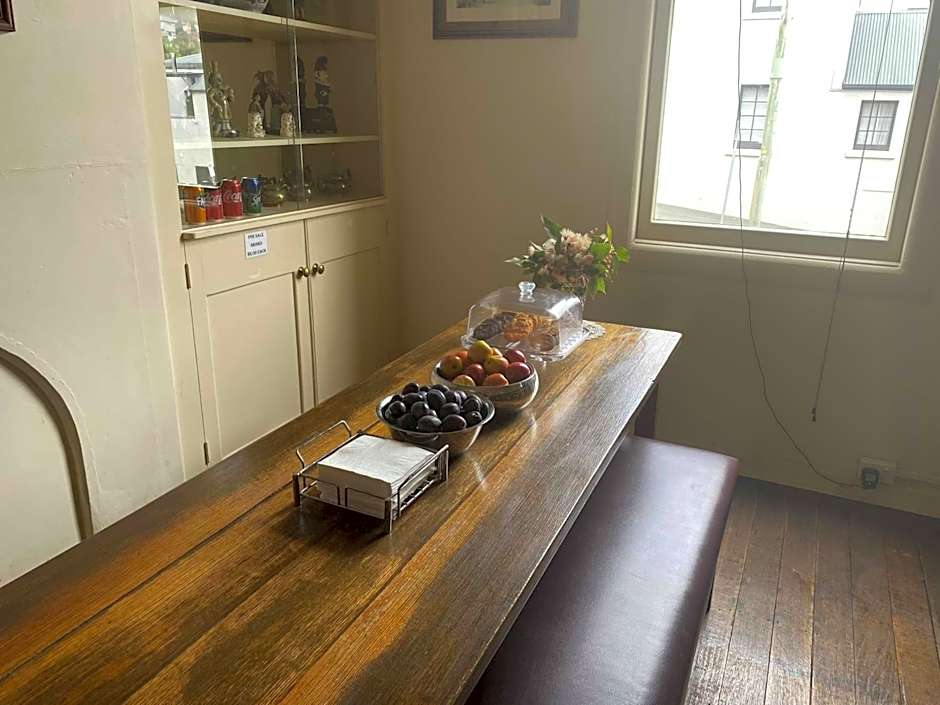 Edinburgh Gallery Bed & Breakfast