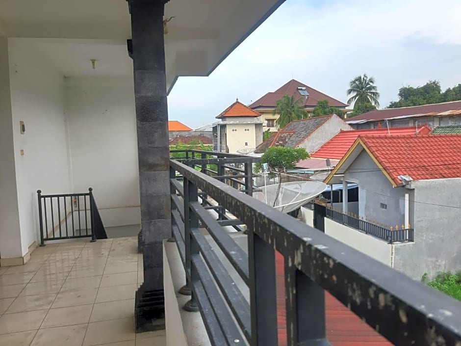OYO 90810 Ravaya Homestay