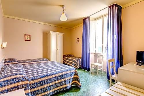Hotel Marine