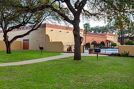 Days Inn by Wyndham Uvalde