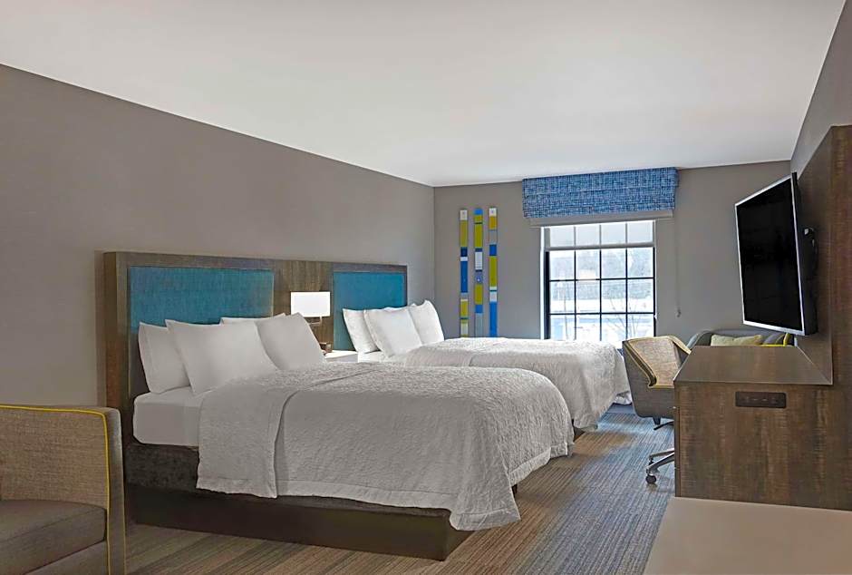 Hampton Inn By Hilton Westfield