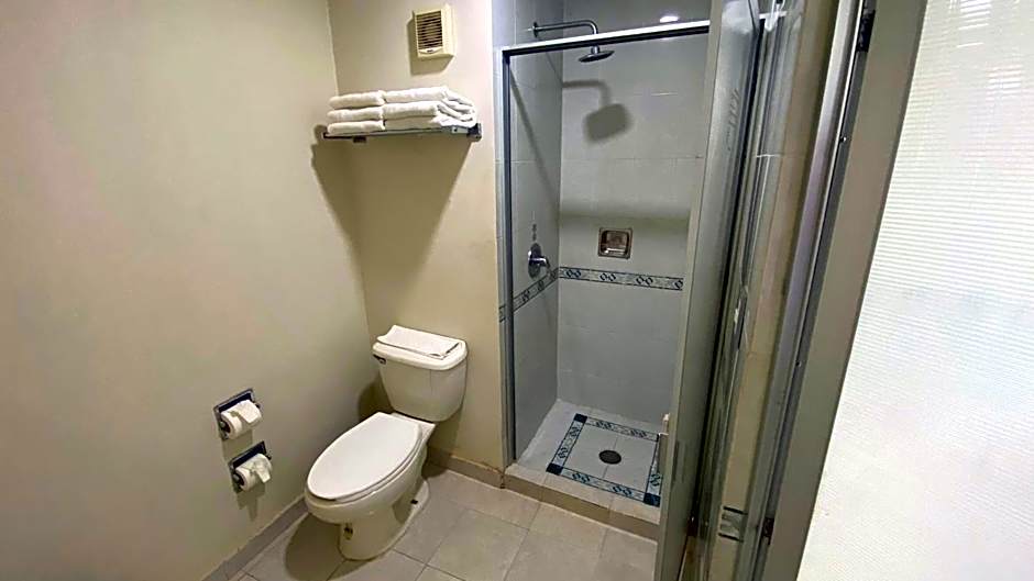 Hotel Enterprise Inn Poliforum