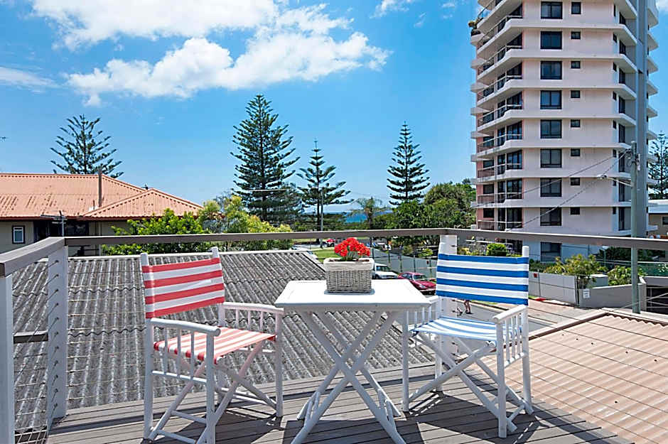 La Costa Beachside Motel