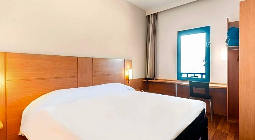 Ibis Meknes Hotel
