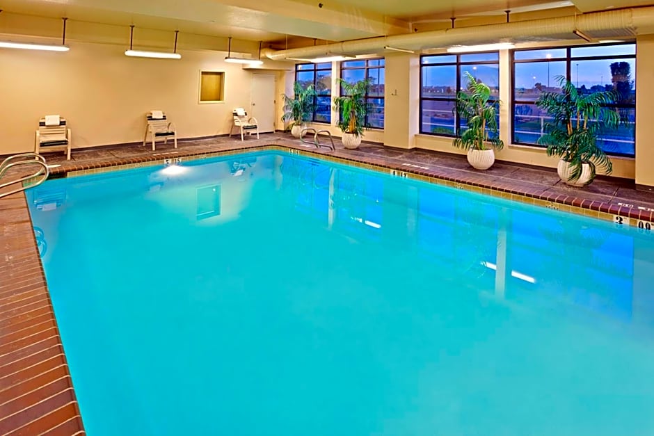 Holiday Inn Express Hotel & Suites Pasco-TriCities By IHG