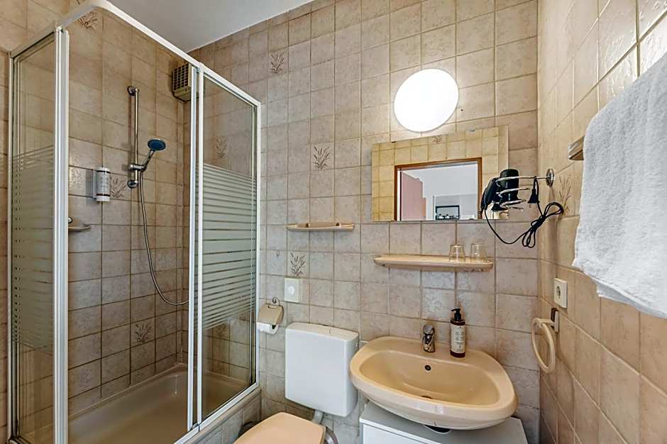 home2stay Apartmenthaus Heilbronn City Kitchen Parking Highspeed Wifi Washroom