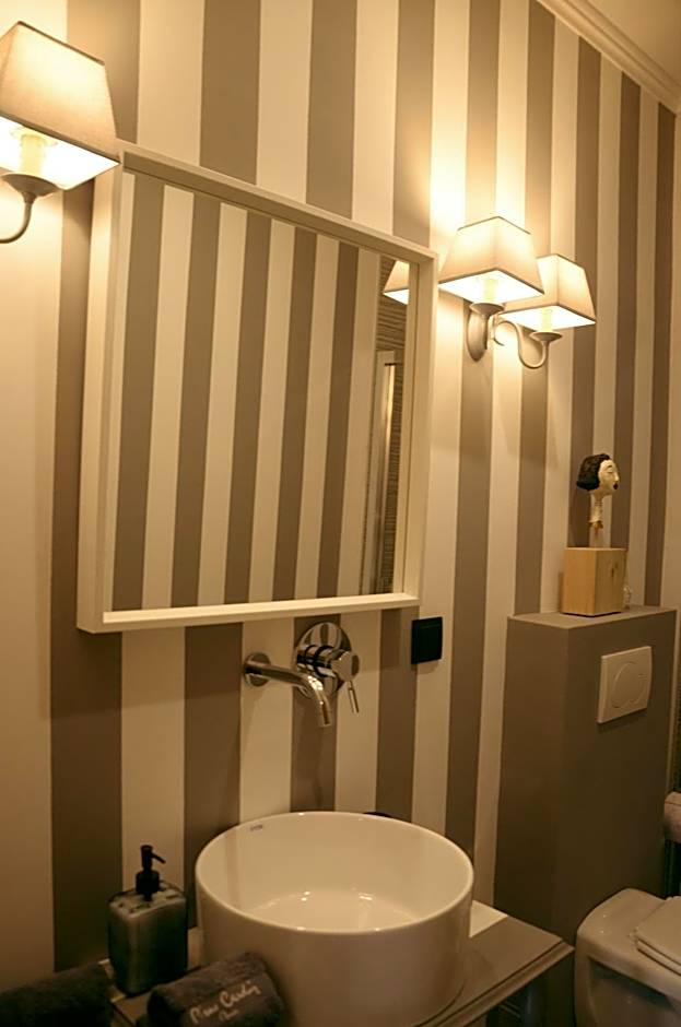 Largo da Rainha, Guesthouse