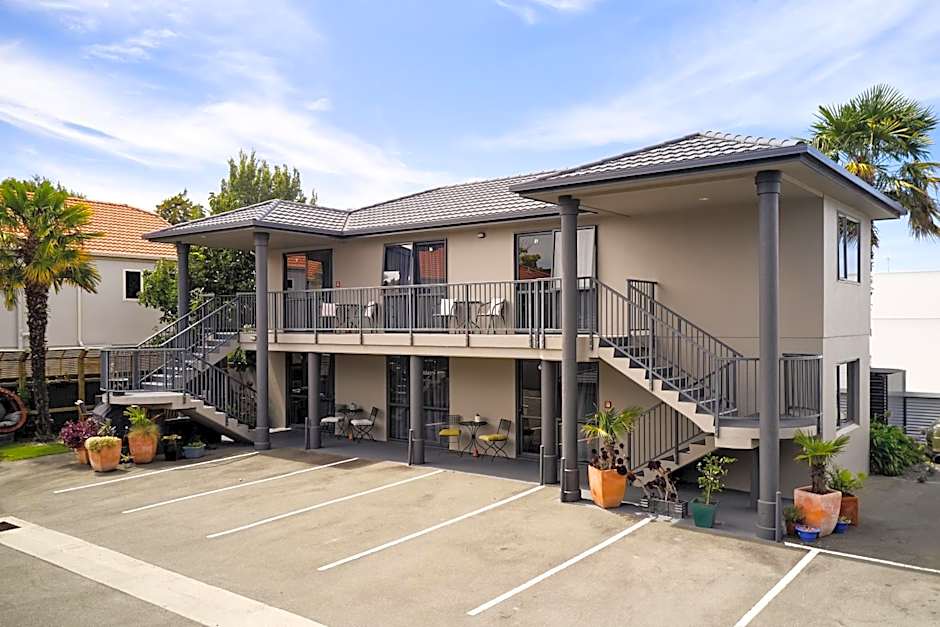 Blenheim Palms Motel