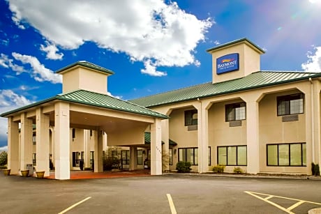 Baymont by Wyndham Johnson City