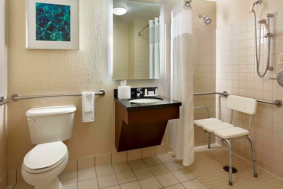 Fairfield Inn & Suites by Marriott Orlando Lake Buena Vista in the Marriott Village