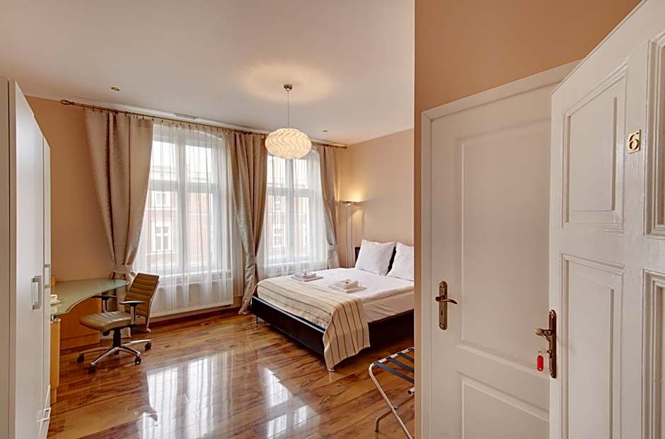 Jagiellonska 3 ApartHotel - Duze przestronne pokoje, centrum miasta, szybkie WiFi