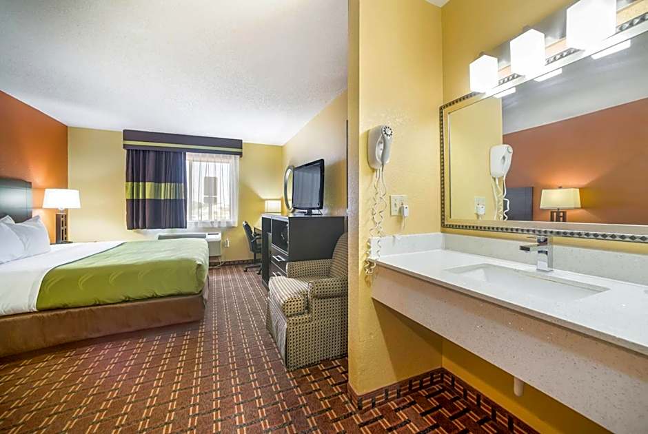 Quality Inn O'Fallon - St Louis