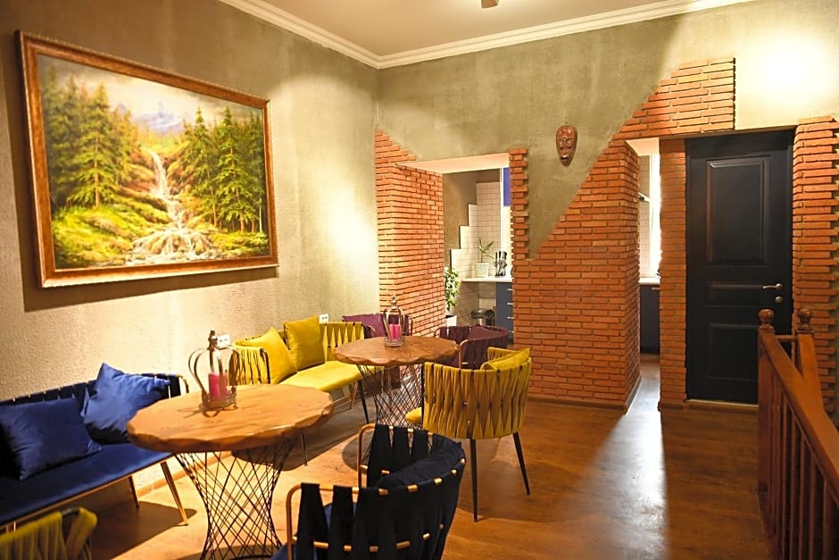 CapsulePlus – Tbilisi, MA