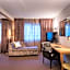 Museum Apartment Hotel, Independent Collection by EVT