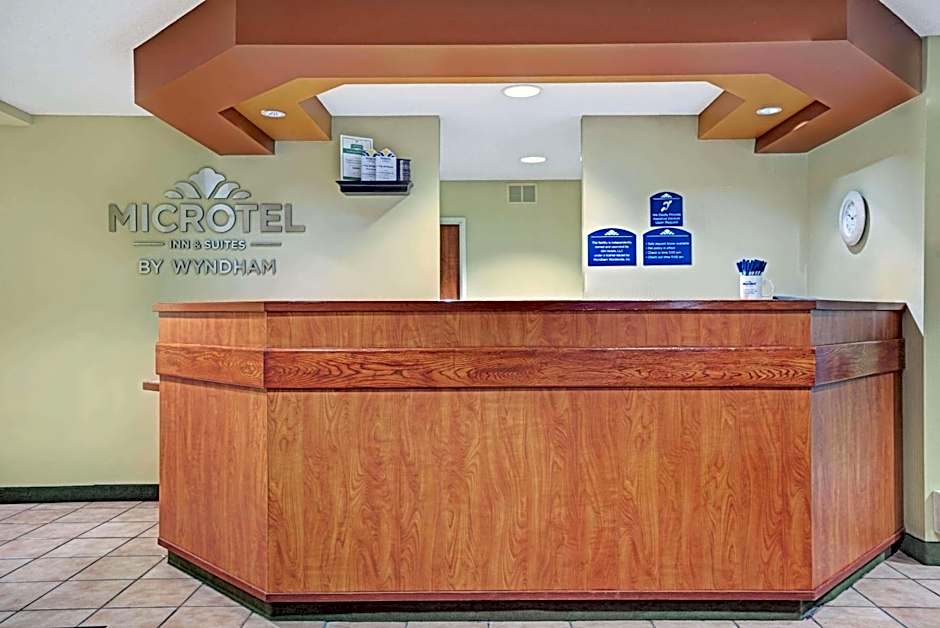 Microtel Inn & Suites by Wyndham Inver Grove Heights/Minne
