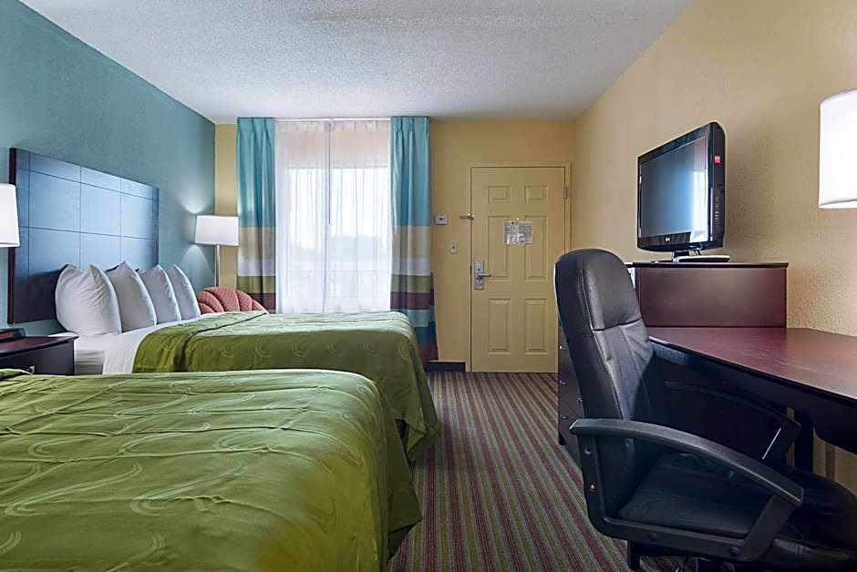 Quality Inn Calhoun North I-75