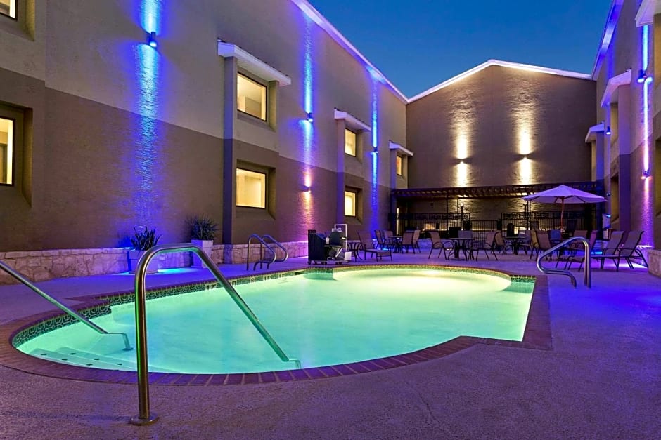Country Inn & Suites by Radisson, Lackland AFB (San Antonio), TX