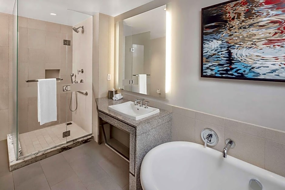 West 57th Street By Hilton Club