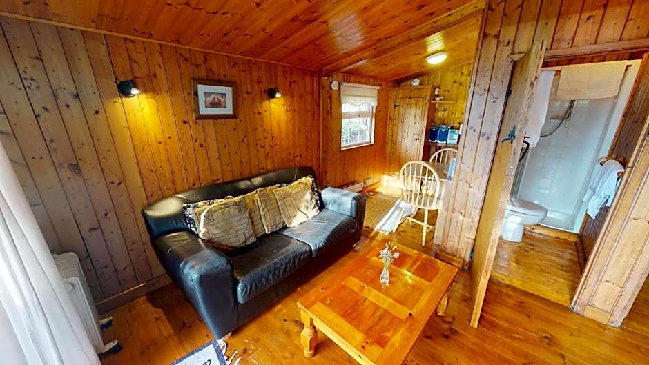 Robin Hill House B&B