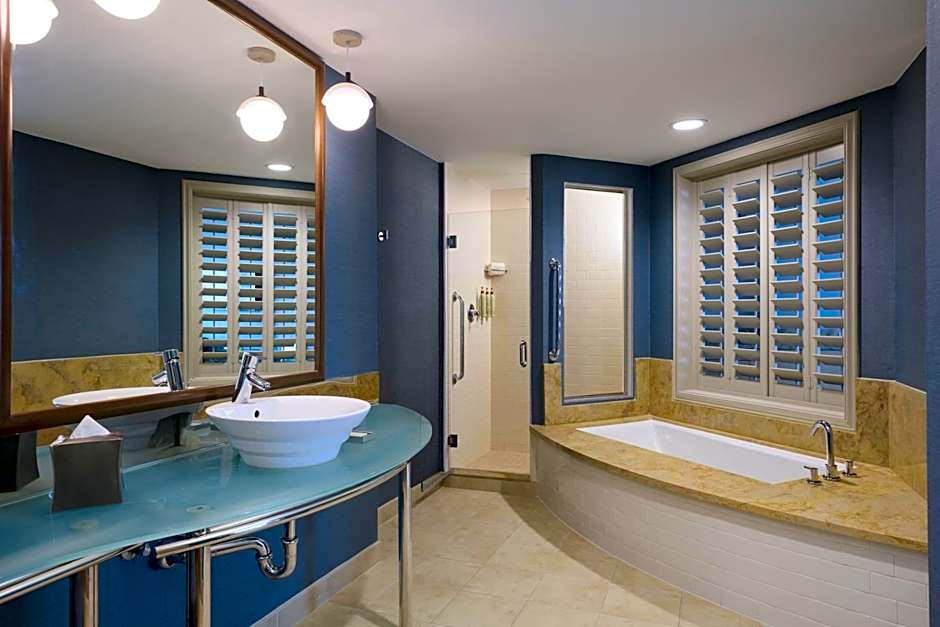 Renaissance by Marriott ClubSport Aliso Viejo Laguna Beach Hotel