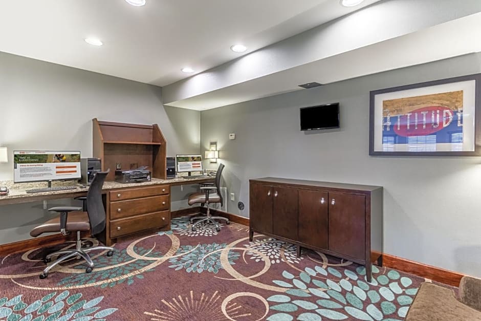 Staybridge Suites Davenport