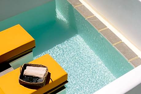 Mr & Mrs White Paros Suites & More
