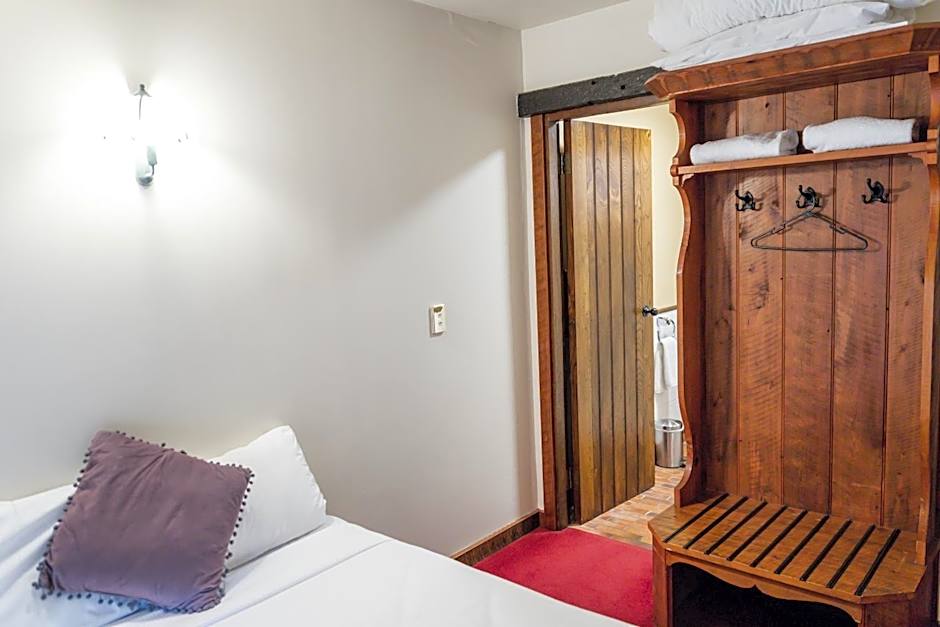 The Honest Lawyer, an Ascend Collection Hotel