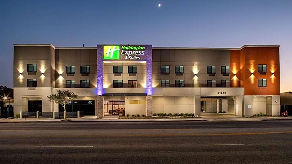 Holiday Inn Express and Suites Chatsworth By IHG