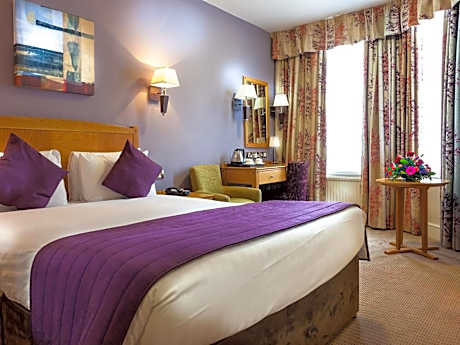 Standard Double Room with Air Conditioning