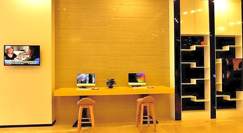 Lavande Hotel Neijiang Hanan Avenue