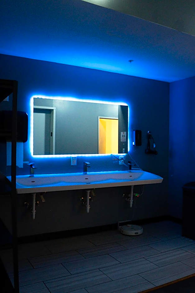 U Street Capsule Hostel