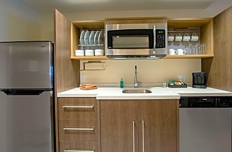 2 Queen Beds Studio Nonsmoking