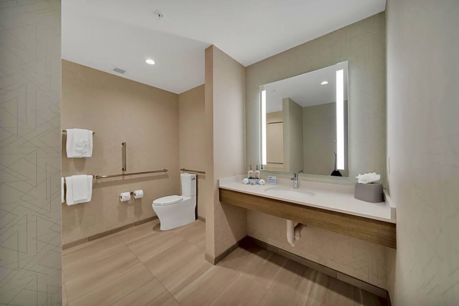 Holiday Inn Express & Suites Fort Walton Beach - Eglin Area By IHG